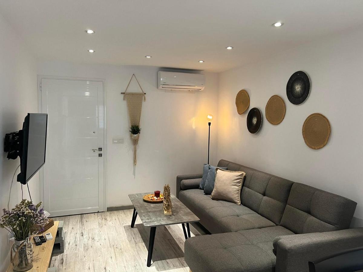 Apartamento Luxury Lavender Lárnaca Exterior foto